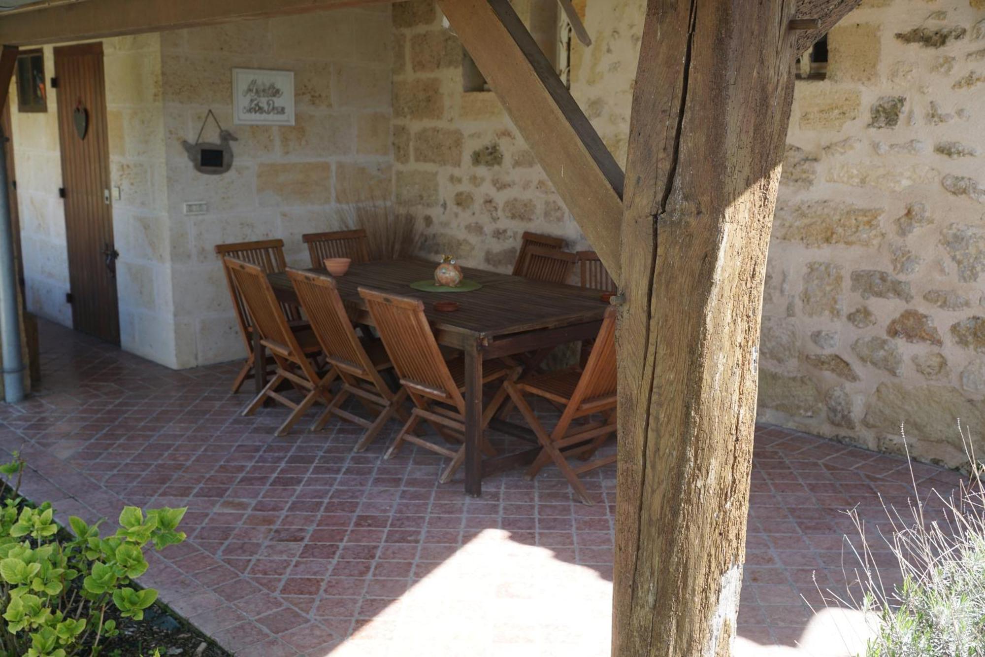 Hotel Moulin Notre Dame Saint-Genès-de-Castillon Exterior foto
