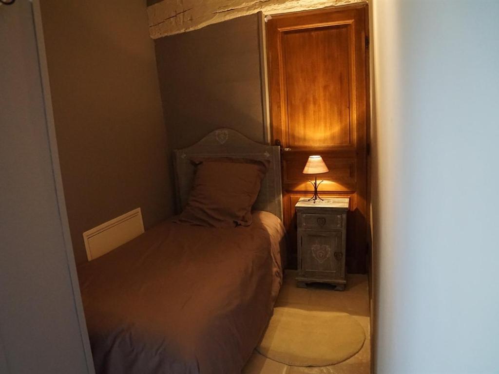 Hotel Moulin Notre Dame Saint-Genès-de-Castillon Habitación foto
